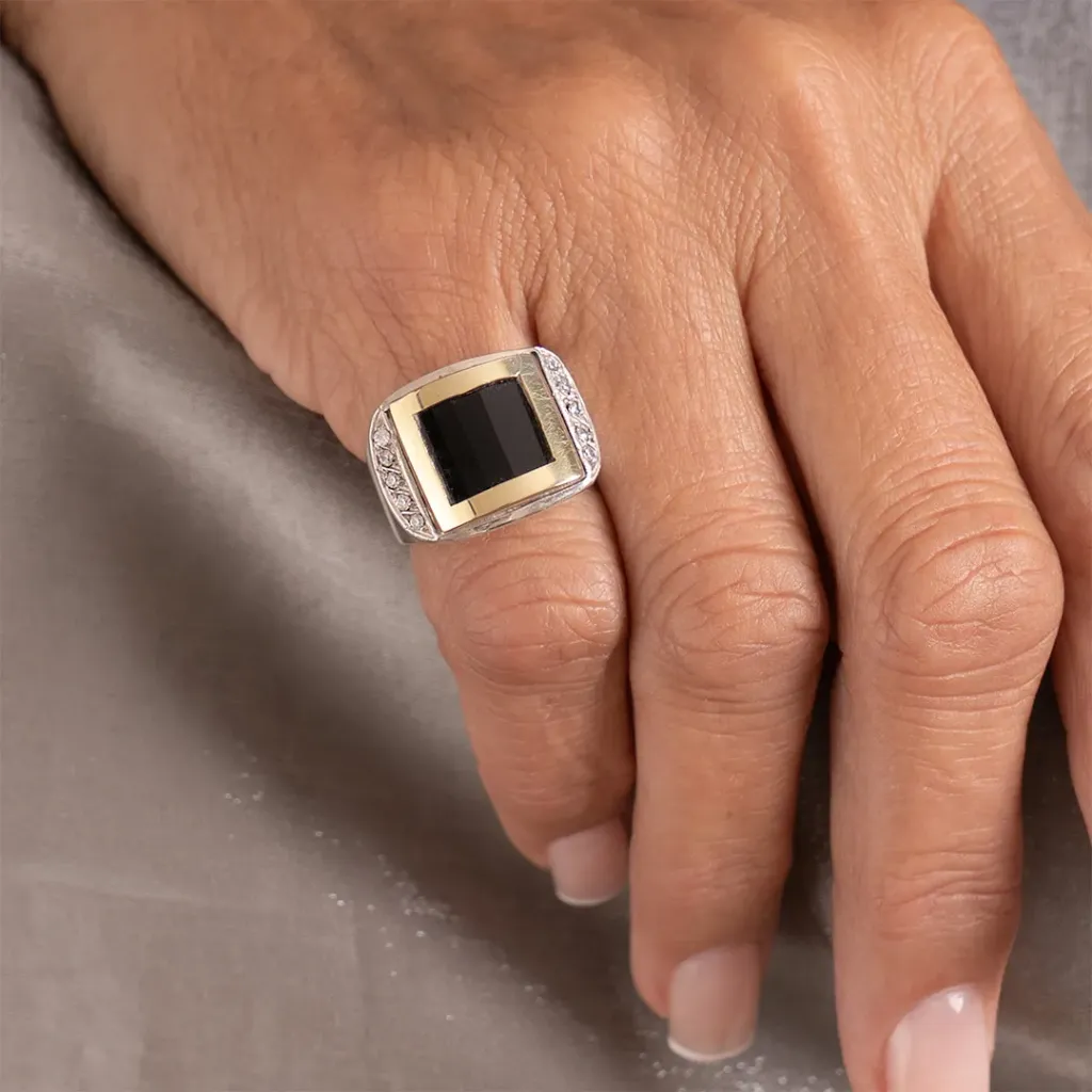 Anillo 18